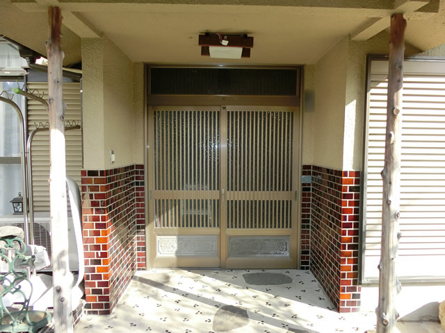 玄関引戸のリフォーム工事　ＬＩＸＩＬリシェント　施工事例　名古屋市中川区