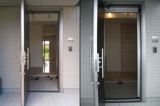玄関ドアに横引き収納網戸　トステム製　しまえるんですα　津島市