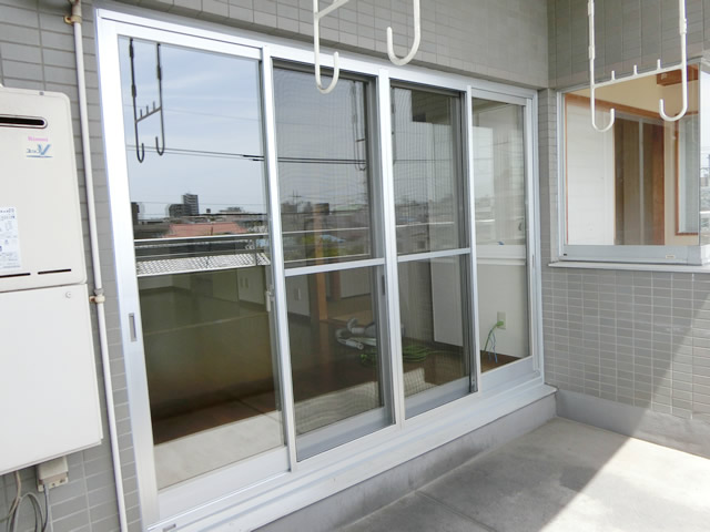 窓のリフォーム　カバー工法によるサッシ取替え工事　名古屋市昭和区