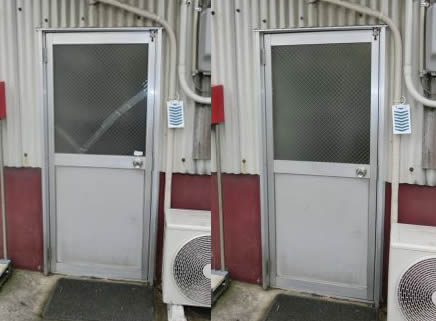 倉庫入口ドアのガラス修理、交換　飛島村