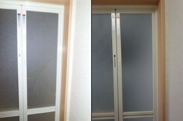 浴室中折れドア　樹脂パネル修理、交換　名古屋市