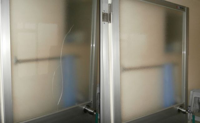 浴室片開きドアのガラス修理、交換　名古屋市